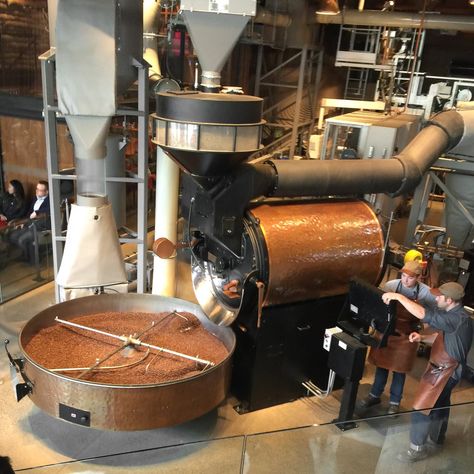 The Willy Wonka Factory of Coffee Wonka Factory, Willy Wonka Factory, Starbucks Reserve Roastery, Coffee Factory, Free Willy, Starbucks Reserve, Popsugar Food, Willy Wonka, Coffee Creamer