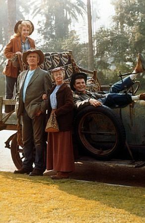 "Beverly Hillbillies, The" Buddy Ebsen, Irene Ryan, Donna Douglas, Max Baer Jr. 1964 CBS Irene Ryan, Max Baer, Donna Douglas, 60s Tv Shows, 1960s Tv Shows, Buddy Ebsen, Beverly Hillbillies, The Beverly Hillbillies, 60s Tv