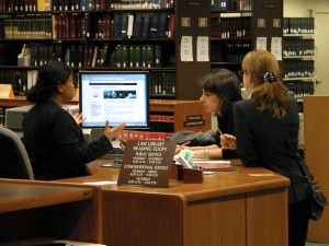 What's a law librarian?  Legal reference librarian assisting patrons Library Humor, Law Library, Library Media Specialist, Library Reference, High School Library, American Library Association, Library Science, School Librarian, Media Specialist