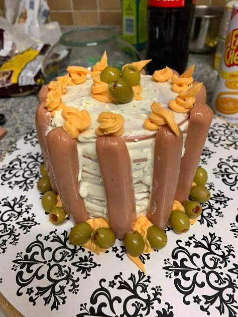 Gross Cakes, Cursed Cakes, Cursed Food, Disgusting Food, Ugly Food, Ugly Cakes, Funny Cakes, Cake Fails, Food Fails