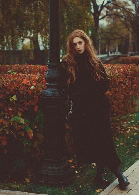 Elegant Fall Photoshoot, Moody Fall Senior Pictures, Fall Photoshoot Creative, Dark And Moody Senior Photos, Grunge Fall Photoshoot, Dark Fall Photoshoot, Senior Picture Ideas Dark Aesthetic, Fall City Photoshoot, Spooky Senior Pictures