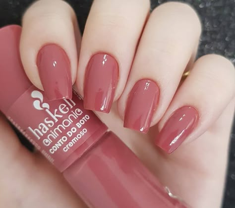 Note Nail Polish, Nail Paint Shades, Beauty Hacks Nails, Hello Nails, Blush Nails, Pink Nail Polish, Pink Nail, Nail Paint, Chic Nails