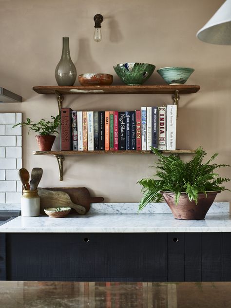 Vintage Furniture Kitchen, Pink Farrow And Ball, Copper Worktop, Kitchen Devol, Setting Plaster, Marble Worktop, Green Kitchens, Cookbook Shelf, Perrin And Rowe