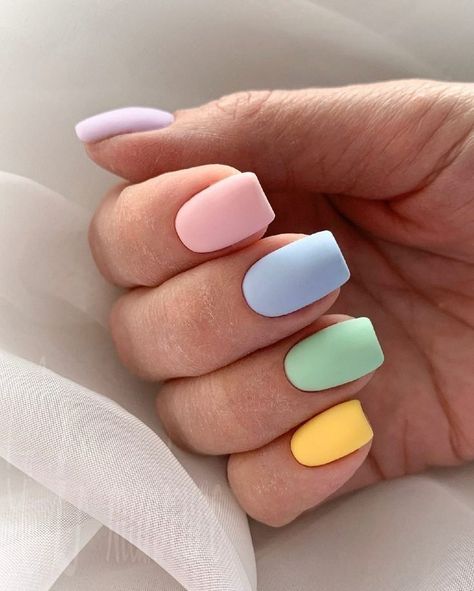 Multicolored Nails, Unghie Sfumate, April Nails, Pastel Nails Designs, Colorful Nail, Simple Gel Nails, Cute Gel Nails, Short Acrylic Nails Designs, Dipped Nails