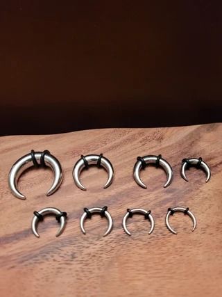 MoonlightGauges - Etsy Gauged Septum, Septum Stretching, Jewelry Piercing, Digital Closet, Body Jewelry Piercing, Gauges Plugs, Body Jewelry, Stretching, Piercings