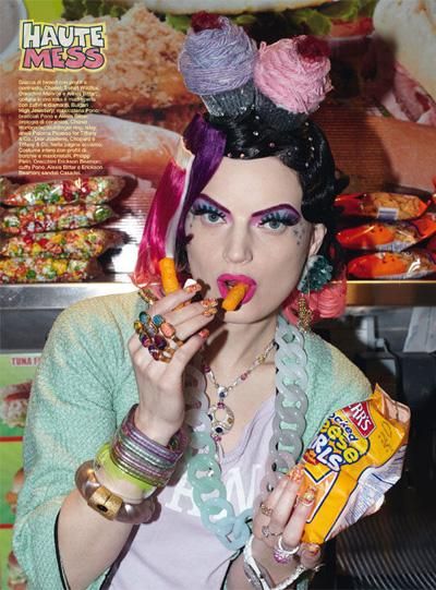 Haute mess / vogue italia / march2012 + steven meisel - Paperblog Guinevere Van Seenus, Audrey Kitching, Abbey Lee Kershaw, Haute Mess, Daphne Groeneveld, Lindsey Wixson, Jessica Stam, Bar Exam, Food Photoshoot