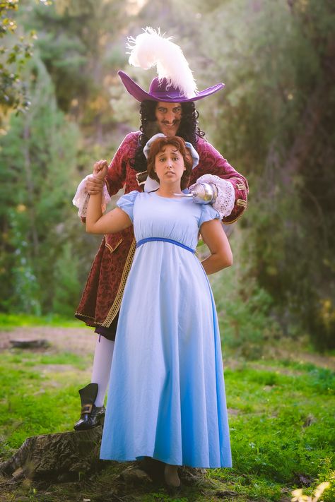 Captain Hook And Wendy, Hook And Wendy, Wendy Cosplay, Peter Pan Cosplay, Halloween Costumes Couples Disney, Couples Disney, Peter Pan And Wendy, Joan Sutherland, Wendy Darling