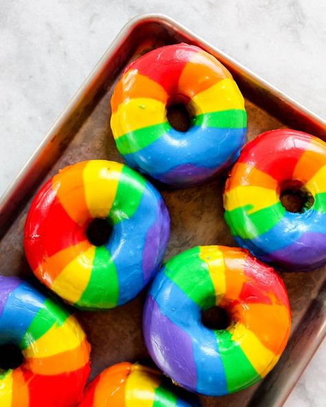 Donut Soap, Mr Smiley, Frosting Cookies, Rainbow Sweets, Pikmi Pops, Rainbow Mirror, Rainbow Donut, Donut Design, Cute Donuts