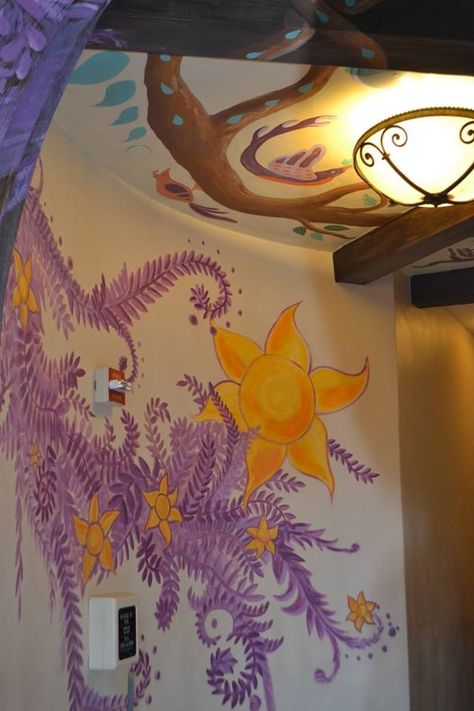 Tangled Bathroom Painting Aesthetic Wall Mural Painting, Rapunzel Mural Painting, Aesthetic Disney Painting, Tangled Wall Mural, Rapunzel Wall Painting Tangled Room, Painting On Room Wall, Tangled Room Ideas, Rapunzel Aesthetic Room, Tangled Rapunzel Room Decor