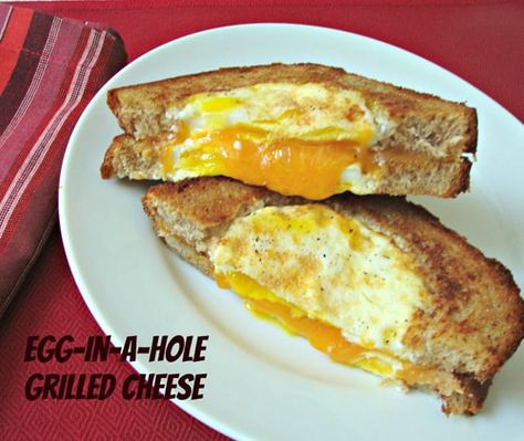 Egg In A Hole, Cooking Challenge, Breakfast Brunch Ideas, Food Sandwiches, Grilled Cheese Sandwiches, Grilled Cheese Recipes, Eggs Breakfast, Breakfast Sandwiches, Cheese Sandwich