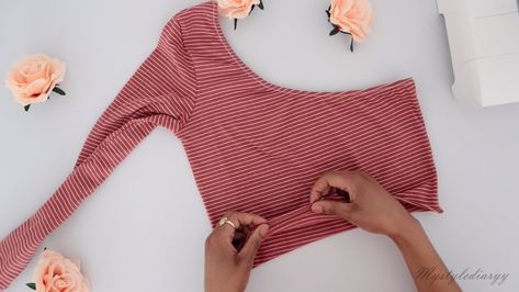 Diy One Shoulder Top, Off The Shoulder Top Diy, Old Shirt Diy, Off Shoulder Diy, Easy Clothing, One Shoulder Crop Top, Top Diy, Diy Vetement, Shirt Diy