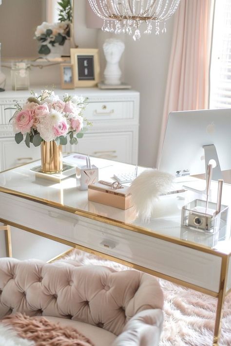 Creative Home Office Ideas, Beautiful Office Decor, Girly Home Office, Womens Home Office, Womens Home Office Ideas, College Apartment Diy, Creative Home Office, White Office Decor, Office Ideas For Women