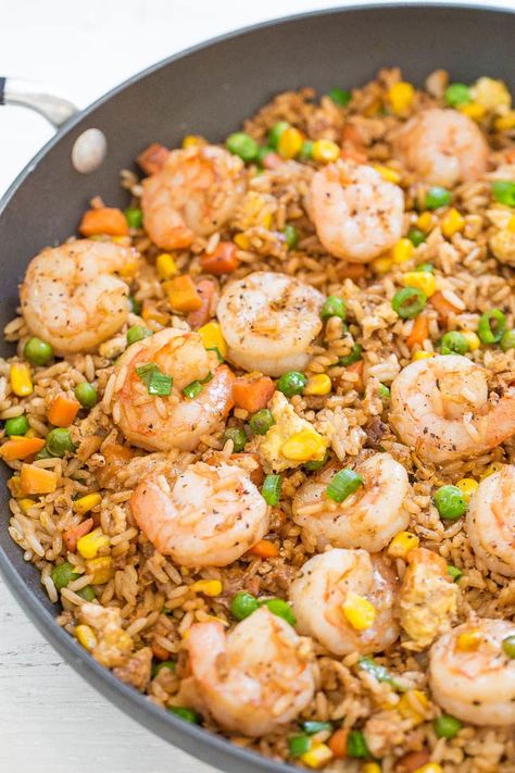 Easy Better-Than-Takeout Shrimp Fried Rice - Averie Cooks Spicy Shrimp Fried Rice, Shrimp Fried Rice Recipe, Bake Easy, Arroz Frito, Shrimp Fried Rice, Shrimp And Rice, Dinner Meal, Shrimp Recipes Easy, Easy Shrimp