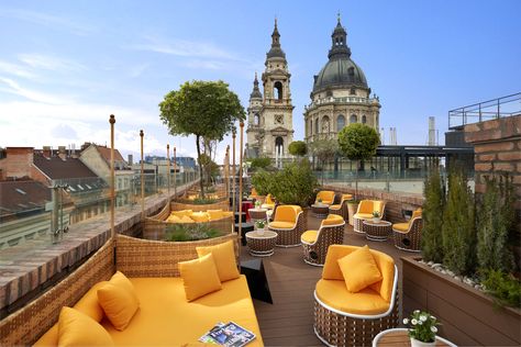 High Note Sky Bar at the Aria Hotel Budapest with the view of St. Stephen Basilica #AriaHotelBudapest #Rooftop #Budapest Budapest Guide, Library Hotel, Hotel Budapest, Majestic Hotel, Budapest City, Best Rooftop Bars, Sky Bar, Luxury Bar, Budapest Hotel