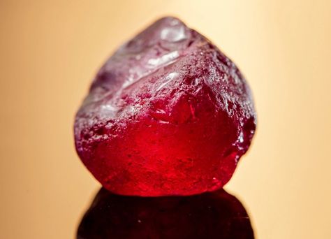 Red Gems, Gem Mining, Gala Events, Cool Rocks, Rocks And Gems, Rock Hounding, Most Expensive, Rocks And Minerals, Mozambique