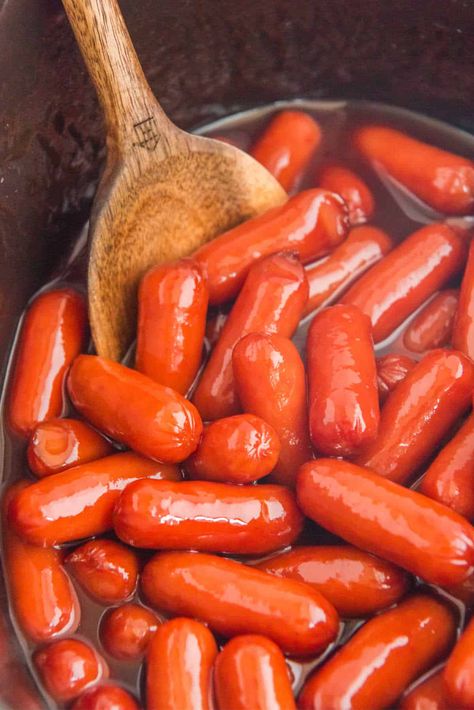 Whip up the best appetizer for game day or any party with these Slow Cooker Little Smokies, effortlessly cooked in a Crockpot with a savory sweet sauce. These juicy cocktail weenies are a quick and simple snack, perfect for serving with a honey mustard dipping sauce that elevates every bite. Cocktail Weiner Recipes, Cocktail Wieners, Cocktail Weenies, Little Smokies Recipes, Beer Cheese Dip Recipe, Slow Cooker Chicken Wings, Smokies Recipe, Sausage Appetizers, Crockpot Side Dishes