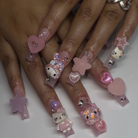 Pink Nails My Melody, Chai Nails, Candy Charm Nails, Cinnamon Roll Nails, Fun Manicure, Kitty Nails, Rhinestone Projects, Hello Nails, Hello Kitty Nails