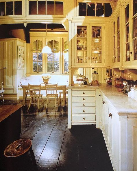 1800s House Interior Farmhouse, Victorian Farmhouse Kitchen Vintage, 1800 Homes Interior, Victorian Farmhouse Interior Kitchen, Victorian Mansion Kitchen, Practical Magic House Interior, Old Victorian Homes Interior Kitchen, Old Victorian Homes Interior Bedrooms, Victorian Homes Kitchen