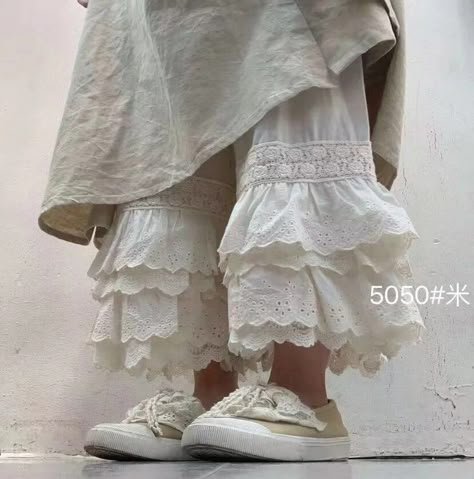 Loose Cotton Pants, Shabby Chic Clothes, Mori Fashion, Japanese Dress, Lace Pants, Mori Girl, Summer Fashion Outfits, Looks Style, Cotton Pants