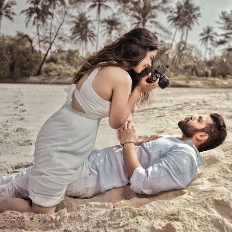 Pre Wedding Shoot Poses Picture Ideas, Pre Wedding Shoot Ideas Goa, Props For Pre Wedding Shoot, Candid Pre Wedding Shoot, Pre Wedding Shoot Dress Ideas, Dresses For Pre Wedding Shoot, Pre Wedding Shoot Dresses, Pre Wedding Concept, Goa Photoshoot