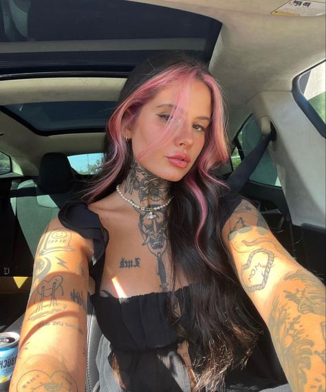 The Anti Hero Sara Cate, Brooke Markhaa, Shape Rp, Sara Cate, Female Tattoo Models, Blonde Bangs, Pisces Moon, Rp Ideas, Tattoo Girls