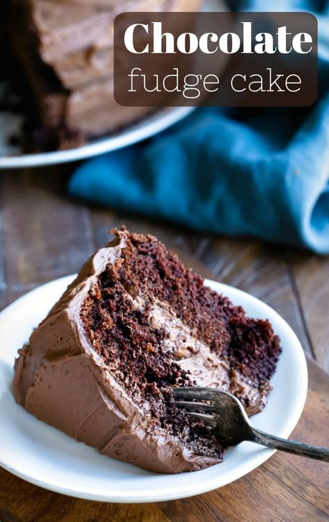 Chocolate fudge cake is a simple, one-bowl chocolate cake recipe. Includes tips and step-by-step photos. #chocolate #cake #chocolatecake #recipe #best #easy #onebowl #ihearteating Moist Chocolate Fudge Cake, Best Chocolate Fudge Cake Recipe, Easy Chocolate Fudge Cake Recipe, Chocolate Cake Fudge, Double Layer Chocolate Cake, Quick Cake Recipes, One Bowl Chocolate Cake Recipe, Chocolate Fudge Cake Recipe, Fudge Cake Recipe