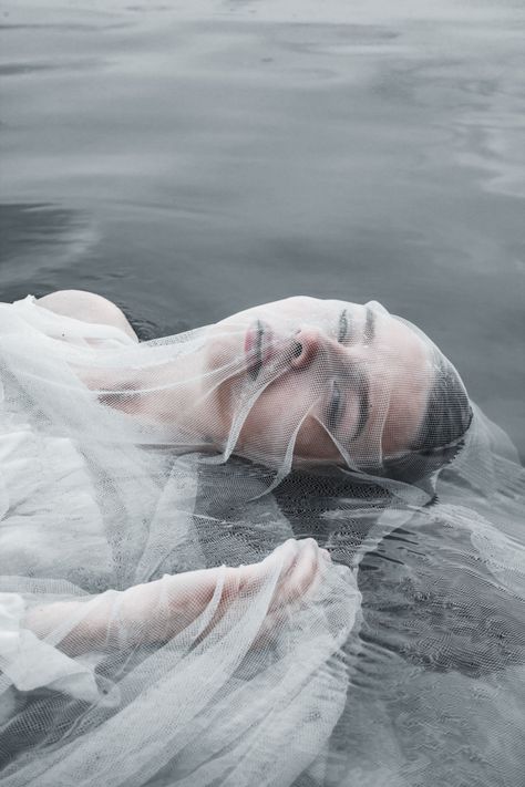 Wet Fabric Photoshoot, Water In Fashion, Wet Cloth Photoshoot, Cocoon Aesthetic, Water Effect Photography, Siren Mermaid Aesthetic, White Dress In Water, Underwater Editorial, Sea Nymph Aesthetic