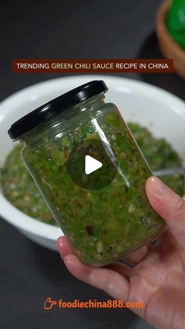 Wayne Shen on Instagram: "Trending green chili sauce recipe in China. Do you want to try? #recipe #cooking #chinesefood #chilisauce #chili" Green Chili Sauce Recipe, Green Chilli Sauce, Chinese Chili, Green Chili Sauce, Chili Sauce Recipe, Hot Sauce Recipes, Chinese Greens, How To Make Greens, Green Chili