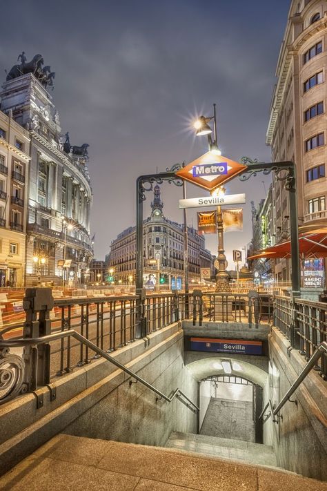 The Metro in Seville, Spain Underground Subway, Madrid Aesthetic, Spain Aesthetic, Madrid City, Subway Station, U Bahn, Seville Spain, Madrid Barcelona, City Aesthetic