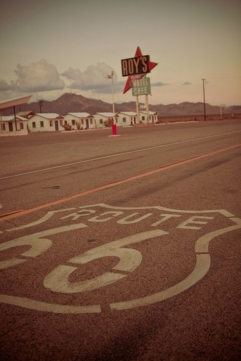 route 66 Route 66 Aesthetic, Rhyolite Ghost Town, Road 66, Route 66 Sign, Old California, Cafe Vintage, Old Route 66, Route 66 Road Trip, The Oregon Trail