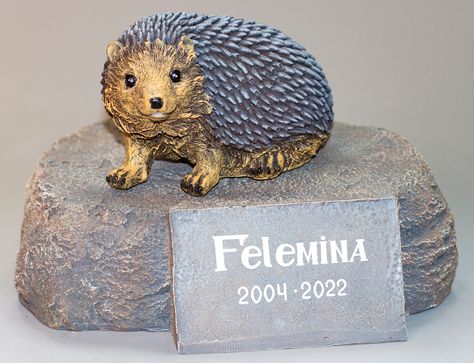 Hedgehog Memorial, Animal Loss, Pet Ashes Memorial, Statue Painting, Pet Cremation Urns, Pet Urn, Pet Cremation, Urn For Ashes, Pet Ashes