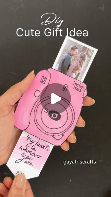 Gayatri chouhan on Instagram: "DIY Cute Gift Idea 💖 #crafts #diyvideos #diy #paper #papercrafting #papercrafts #handmade #cutegifts #cutegiftideas #gifts handmadegifts" Paper Camera Craft, Paper Pop, Instagram Diy, Cute Gift, Diy Videos, Diy Paper, Cute Gifts, Card Ideas, Greeting Card