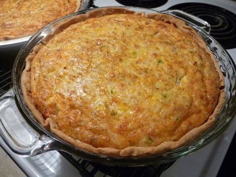 Crab Pie Recipe, Crab Pie, Quiche Pie, Lump Crab Meat, Crab Cake Recipes, Crab Dishes, Lump Crab, Crab Cake, Pie Crusts