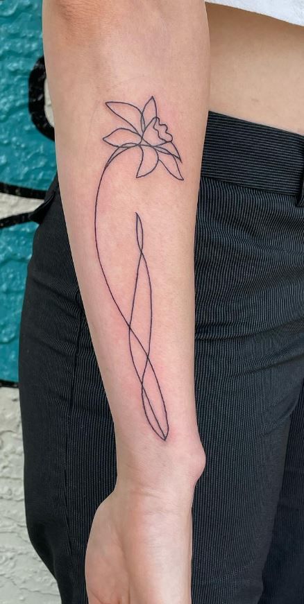 Daffodil Tattoo Leg, Single Line Daffodil Tattoo, Daffodil And Jonquil Tattoo, Daffodil Spine Tattoo, Daphodil Tattoo, Daphodil Flower, Fine Line Daffodil Tattoo, March Birth Flower Tattoo Daffodils, Tattoos Daffodil