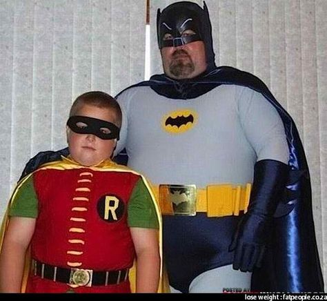 Fat Batman Batman And Robin Costumes, Robin Costume, Batman Funny, Batman And Robin, Fat Man, Batman Robin, Dynamic Duo, Father And Son, Bones Funny