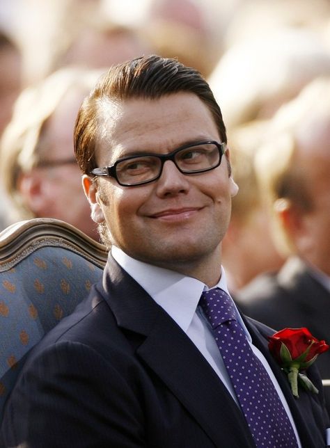 le prince Daniel de Suède Kroonprinses Victoria, Victoria Prince, Prince Daniel, Familia Real, European Royalty, Swedish Royals, Crown Princess Victoria, Princess Victoria, Crown Princess