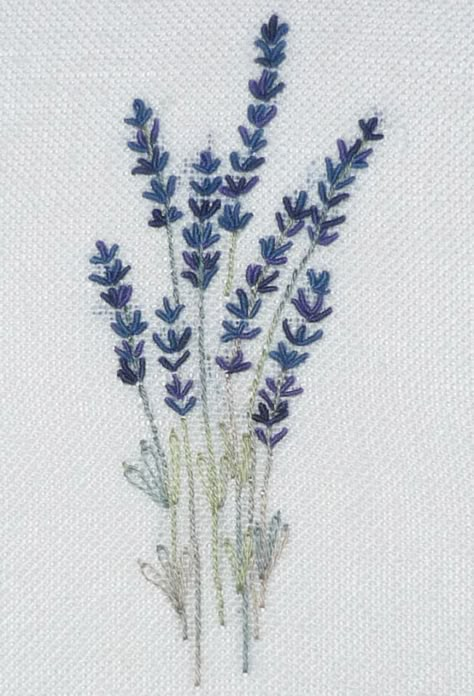 Lavender embroidery. I grow lots of lavendar, dry it and use it for bouquets and sachets. My linen sachets will look great with this embroidery. Lavender Embroidery, Amazing Embroidery, Trendy Embroidery, Pola Sulam, Crazy Quilting, Simple Embroidery, Silk Ribbon Embroidery, 자수 디자인, Crewel Embroidery