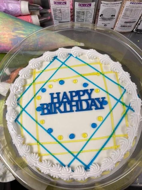 Generic Birthday Cake, Summer Sheet Cake Designs, Dq Cakes Designs, Sheet Cake Decorating Ideas Birthday, Simple Sheet Cake Designs, Geometric Cakes, Sheet Cakes Decorated, Dq Cake, Dairy Queen Cake