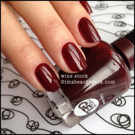 sally hansen wine stock Nails Gel Polish Ideas, Manicure Ideas Fall, Gel Polish Ideas, Sally Hansen Gel Polish, Sally Hansen Gel, Sally Hansen Nail Polish, Shellac Nail Art, Natural Gel Nails, Beautiful Nail Polish