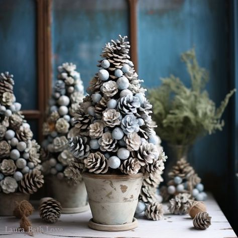 Christmas Trees Made Out Of Pine Cones, Pine Cones Christmas Decorations, Pinecone Topiary, Pinecone Decorations, Pinecone Decor, Soft Soldering, Pine Cone Christmas Decorations, Upcycled Garden, Pinecone Crafts Christmas