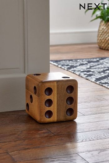 Woodworking Ideas Wooden Door Stops, Wooden Dice, Slow Design, Unique Woodworking, Small Woodworking Projects, Door Stops, Wood Creations, Small Wood Projects, Door Stopper