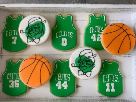 Celtics Birthday Party, Sports Cookies, Dessert Inspiration, Decorating Cookies, Dinner Night, Cookie Desserts, Decorated Cookies, Boston Celtics, Cookie Decorating