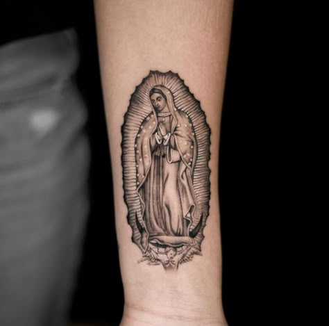 Virgen Mary Outline Tattoo, Small Virgin Mary Tattoo For Women, La Virgencita Tattoo, Virgin Maria Tattoo, Virgen Mary Tattoo For Women, Simple Virgin Mary Tattoo, Virgin Mary Tattoo For Women, Our Lady Of Guadalupe Tattoo, Catholic Tattoo Ideas