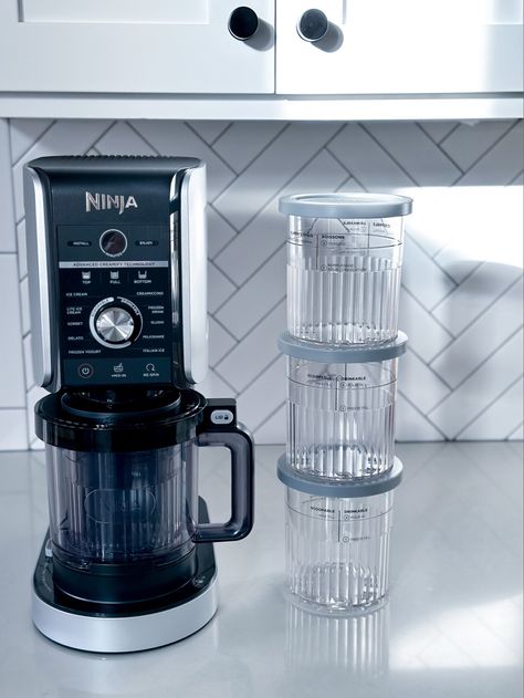 Ninja Creami Ice Cream Ninja Creami Machine, Ninja Appliance Products, Ninja Kitchen Appliances, Cool Appliances, Kitchen Machines Appliances, Ninja Creami Aesthetic, Ninja Appliance, Gift Registry Ideas, Kitchen Appliances Black