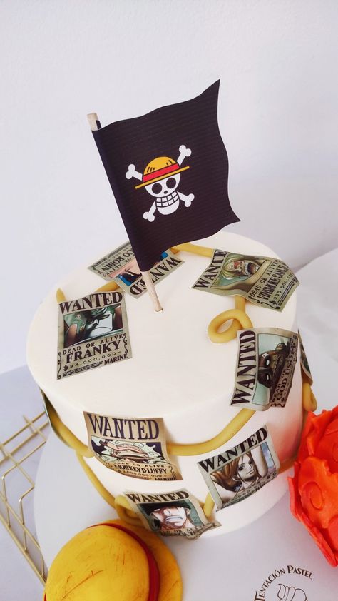 One Piece Cake, Sailor Moon Cakes, One Piece Birthdays, One Piece Hoodie, 17 Birthday, Moon Cakes, Anime Cake, Feeling 22, Birthday Inspo