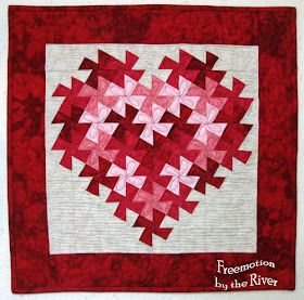 Quilt Inspiration: Free pattern day: Hearts and Valentines Twister Quilts, Mini Patchwork, Free Quilt Tutorials, Heart Quilt Pattern, Electric Quilt, Twisted Heart, Patriotic Quilts, Holiday Quilts, Quilt Stores