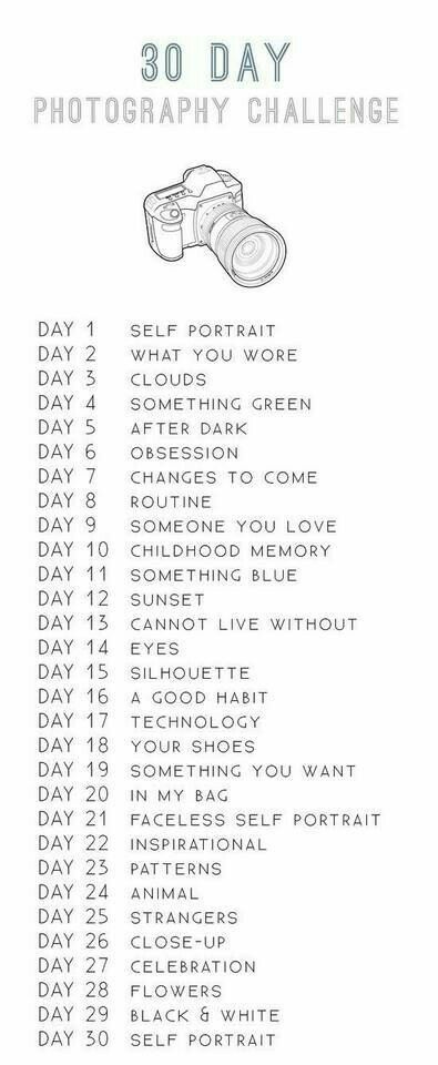 30 Day Photography Challenge, Easy Pencil Drawings, Geek Guy, Canvas Inspiration, Photography Ideas At Home, Pose Portrait, Foto Top, Day Photography, Self Portrait Photography