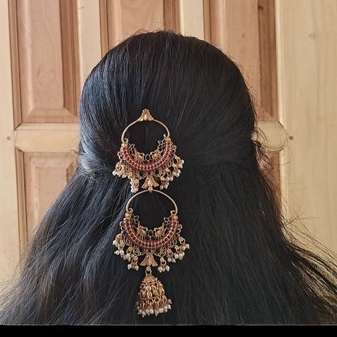 " Jada billa" Rs499/- Each Ladies come let's Style this hair accessories to look more Ethnic in your Outfit . To Place Order Dm @gaanafashion . . . #jadabilla #hairaccessories #traditionalcollection #bridesmaids #mysorejewels #gaanafashion Hair Accessories Traditional, Jada Billa, Hair Brooch, New Money, Water Collection, Traditional Jewellery, Desi Aesthetic, Traditional Jewelry, Old Money