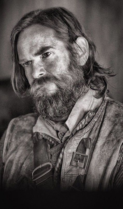 Murtagh Outlander, Jamie Outlander, Duncan Lacroix, Outlander Cast, Diana Gabaldon Books, Outlander Costumes, Outlander Characters, Outlander Season 1, Outlander Book Series