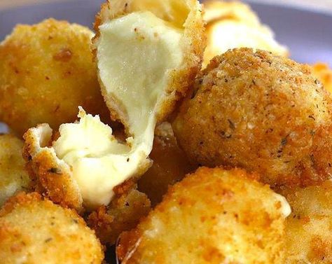 Learn more about Spicy Cheese Bombs with Chili Mayo from SideChef! Fried Cheese Balls, Chilli Mayo, Egg Mayonnaise, Mozzarella Balls, Diy Cheese, Mayo Recipe, Fried Cheese, Spicy Cheese, Sambal Oelek